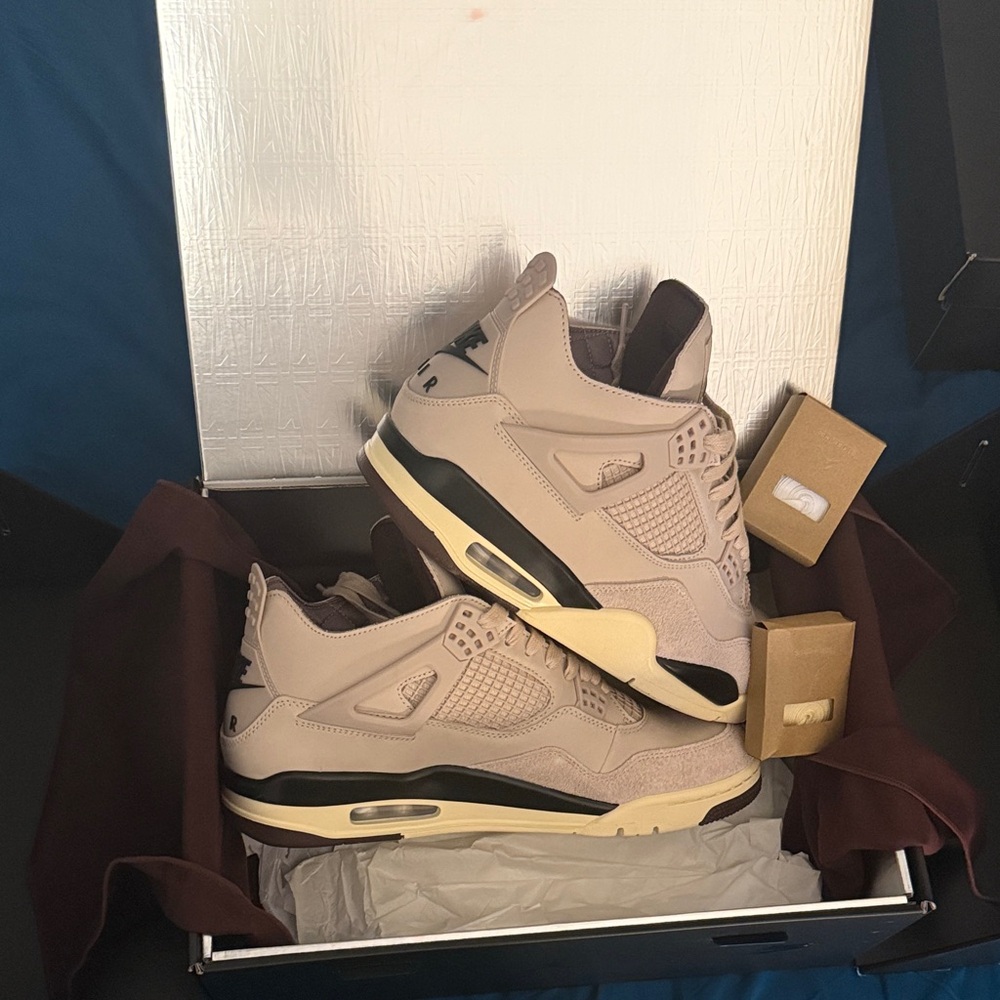 A ma maniere Jordan 4 while you were sleeping